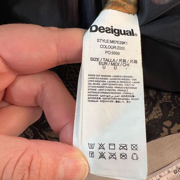 Desigual Badajoz lace print beaded embroidered puffer coat size 38 or US small - Picture 13 of 15